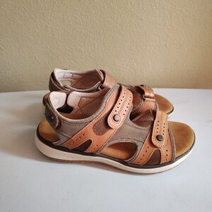 SAS Women's Brown Embark Sport Sandals Sz 7N-Comfort Easy Close Casual Walking